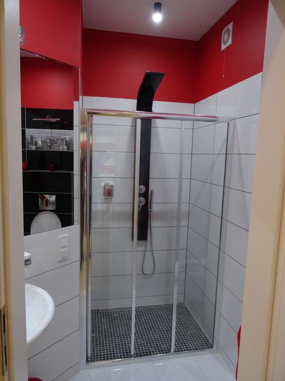 Apartamenty Metro Mlociny Varsó Szoba fotó