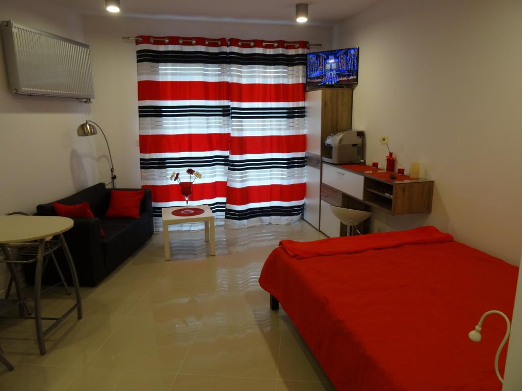 Apartamenty Metro Mlociny Varsó Szoba fotó
