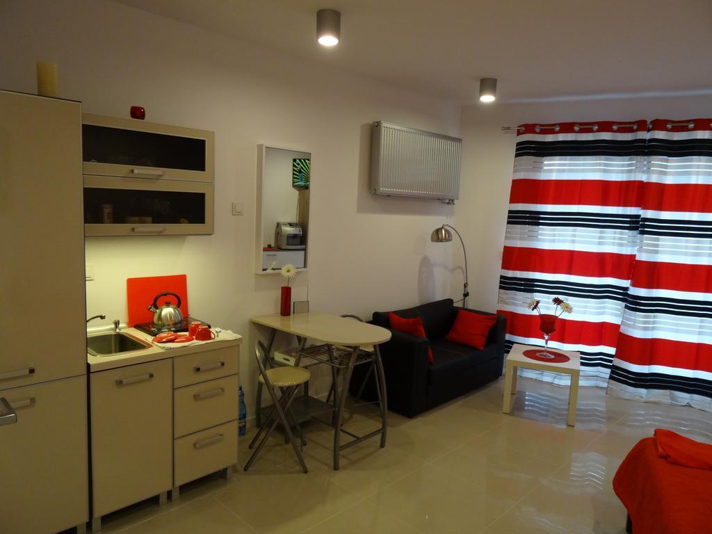 Apartamenty Metro Mlociny Varsó Szoba fotó