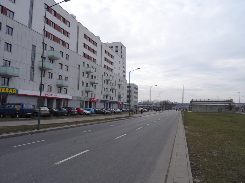 Apartamenty Metro Mlociny Varsó Szoba fotó