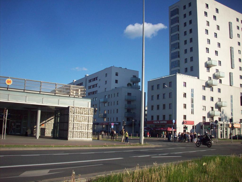 Apartamenty Metro Mlociny Varsó Kültér fotó